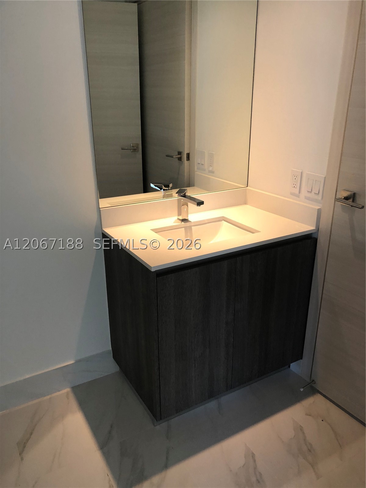 801 S Miami Ave #1705, Miami FL 33131