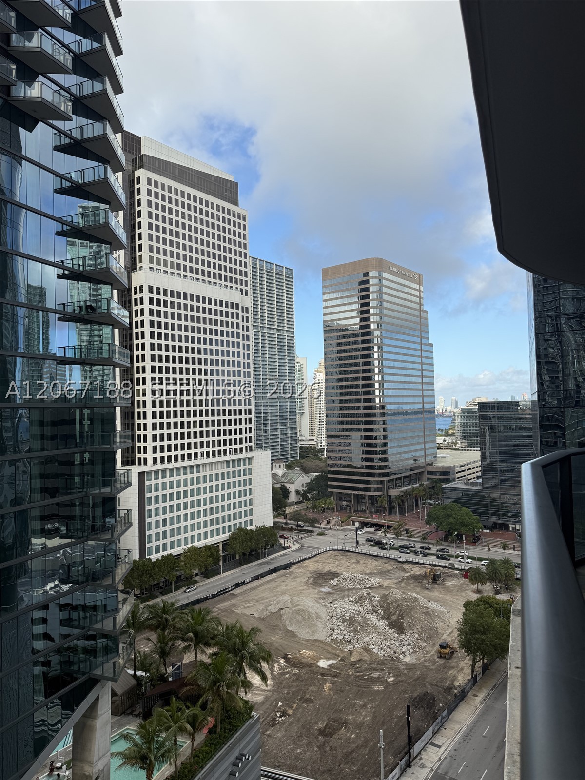 801 S Miami Ave #1705, Miami FL 33131