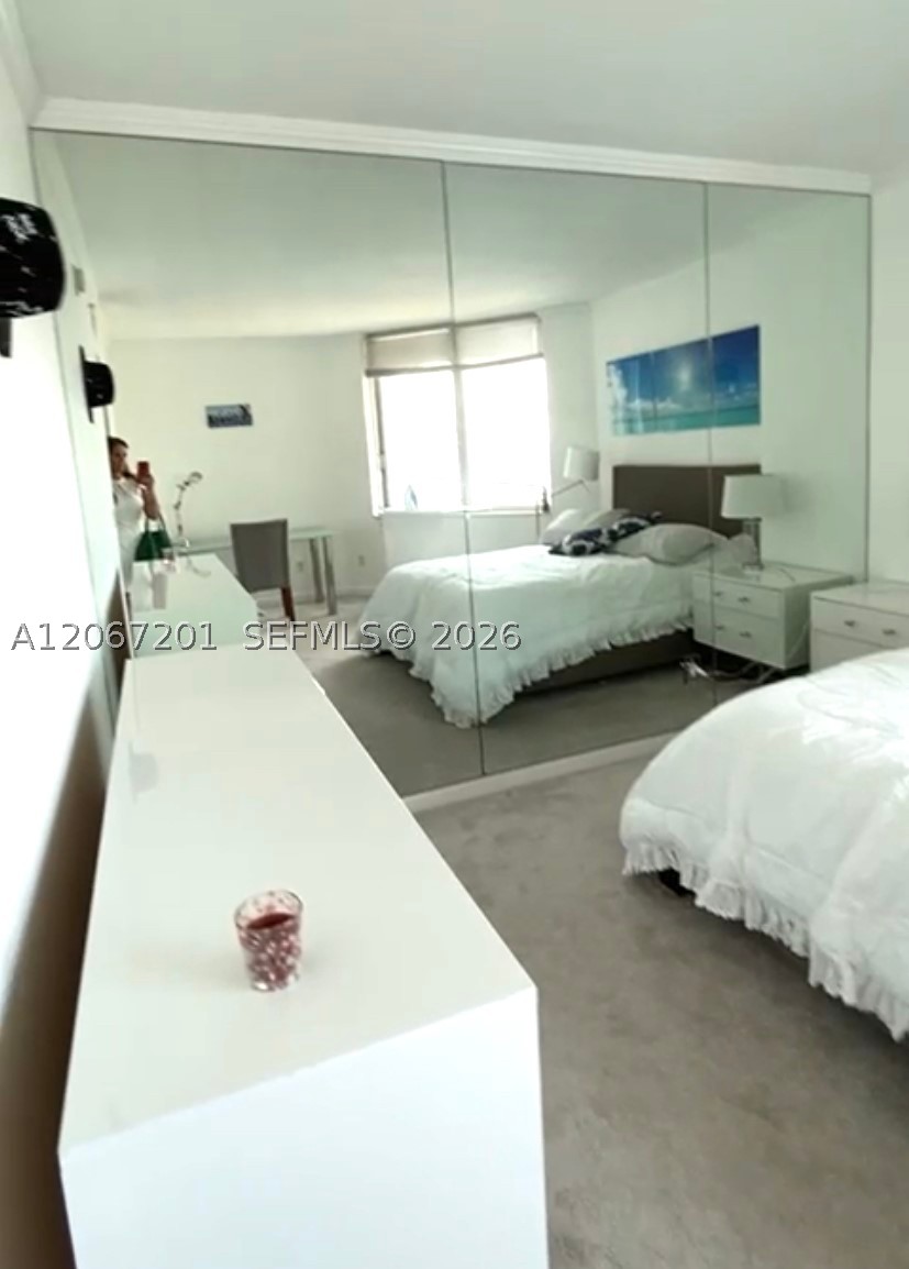 325 S Biscayne Blvd #4214, Miami FL 33131