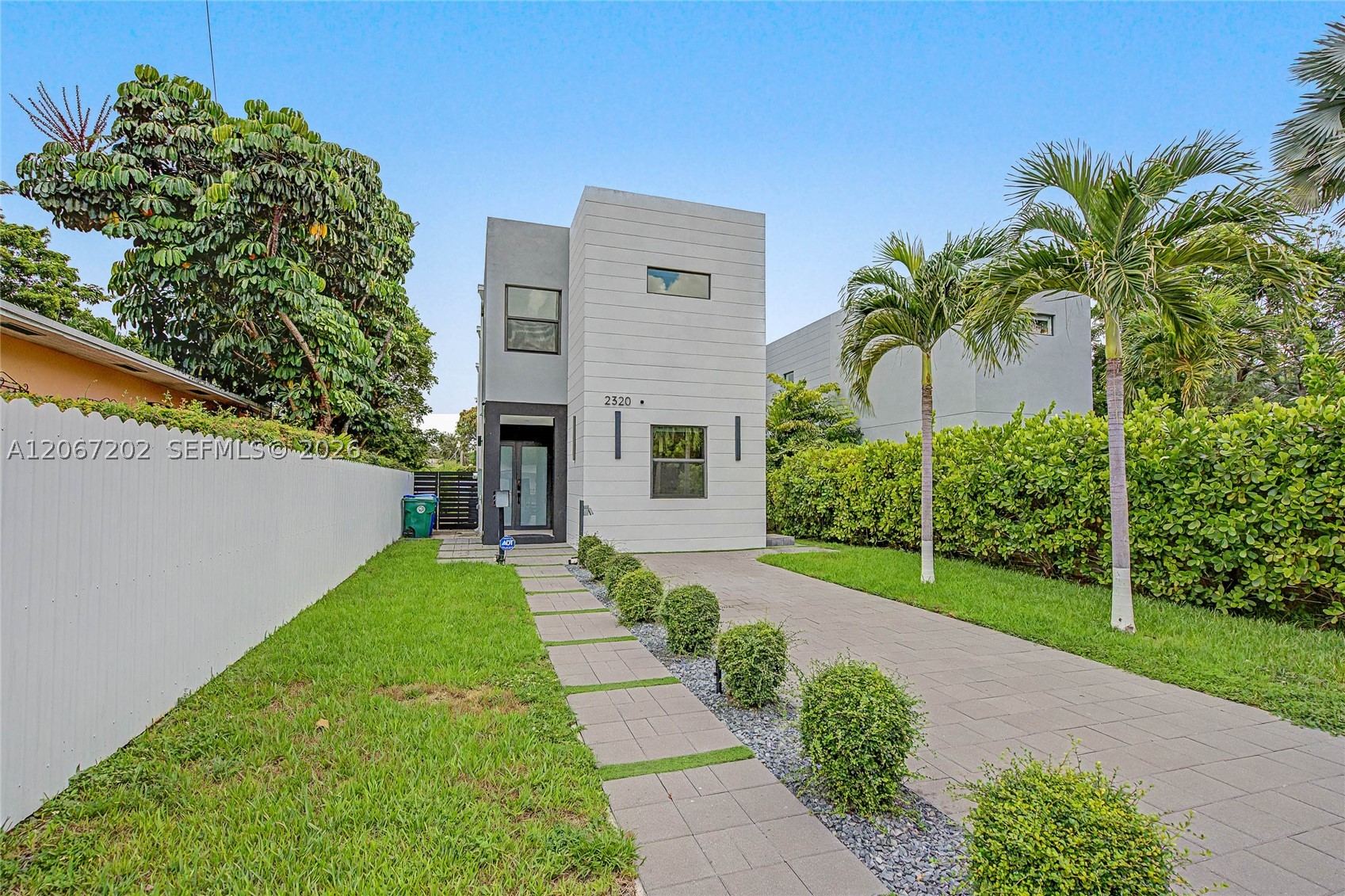 2320 SW 14th St, Miami FL 33145