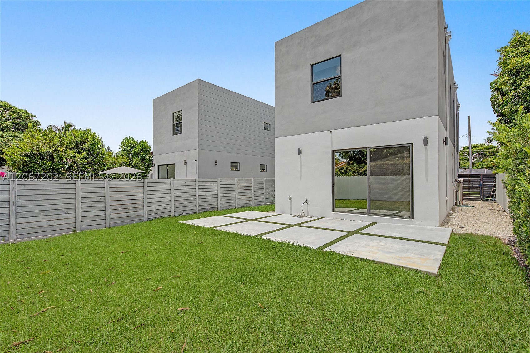 2320 SW 14th St, Miami FL 33145