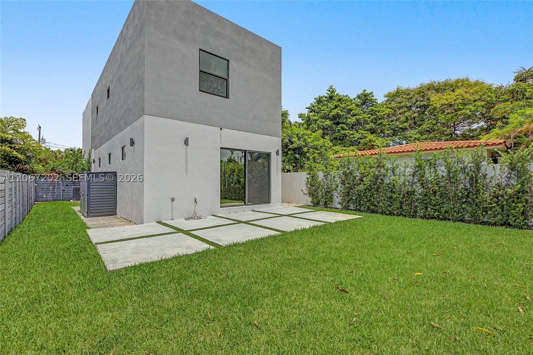 2320 SW 14th St, Miami FL 33145