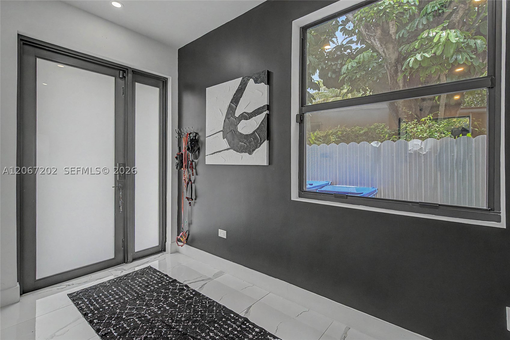 2320 SW 14th St, Miami FL 33145