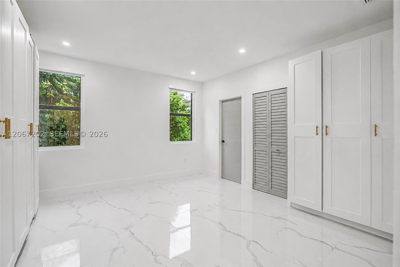 2320 SW 14th St, Miami FL 33145