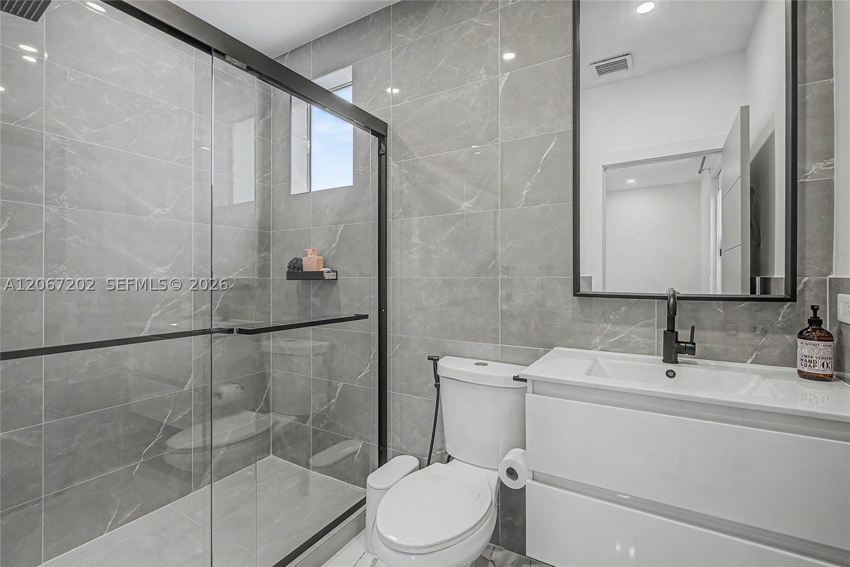 2320 SW 14th St, Miami FL 33145