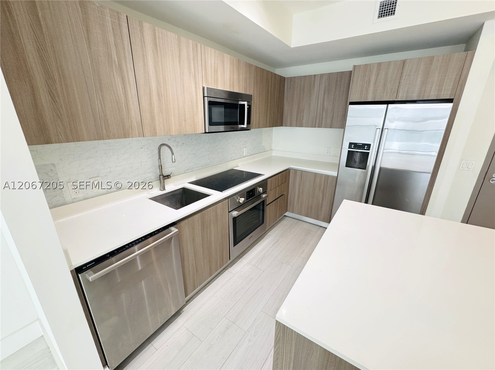 201 SW 17th Rd #603, Miami FL 33129
