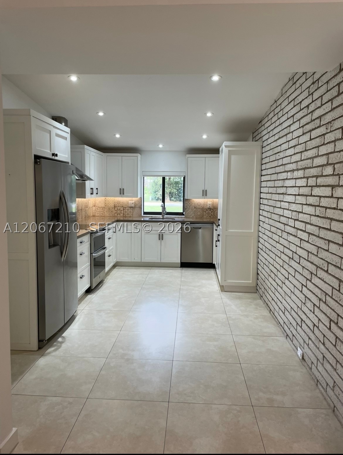 8250 SW 108th St, Miami FL 33156