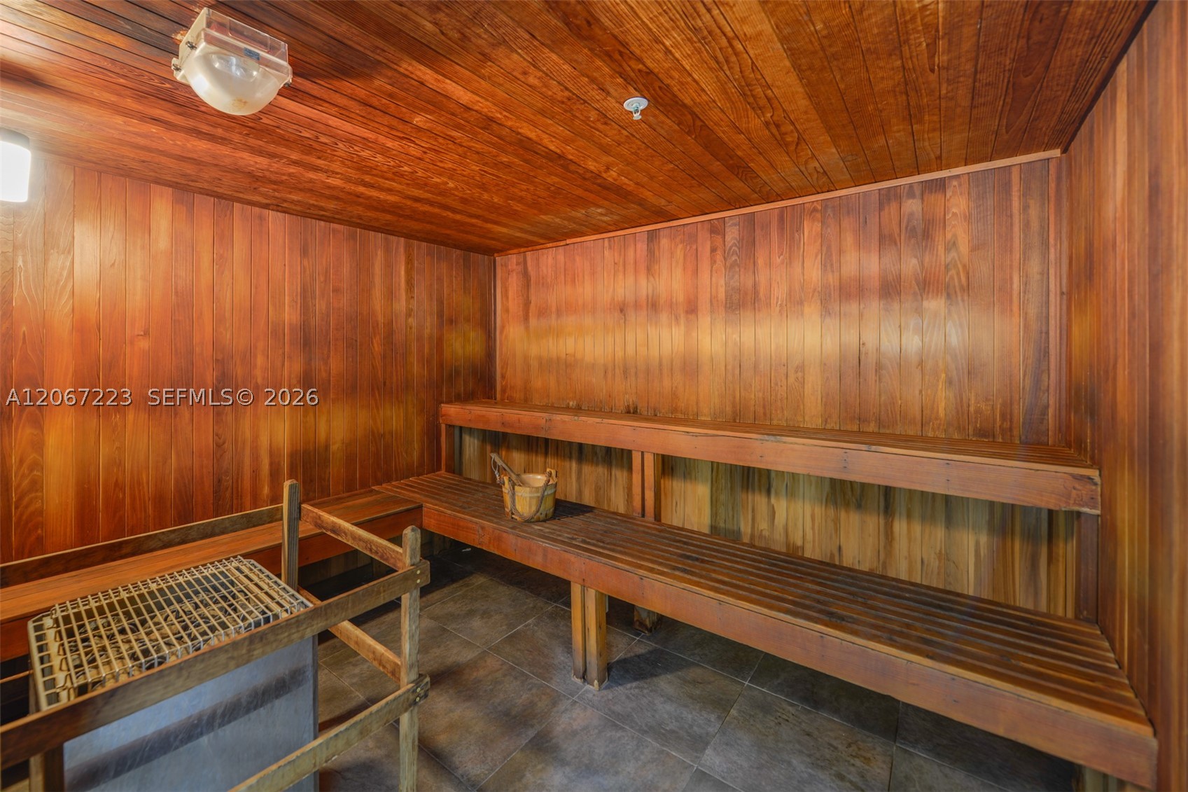 90 SW 3rd St #2501, Miami FL 33130