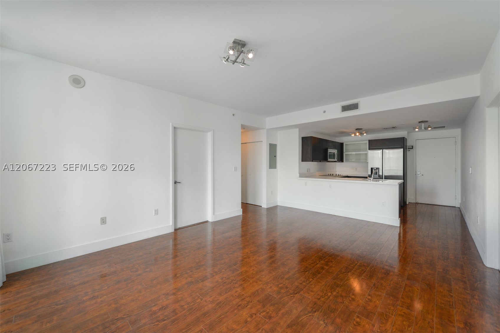 90 SW 3rd St #2501, Miami FL 33130