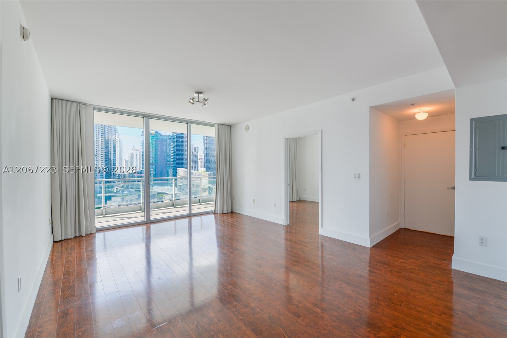 90 SW 3rd St #2501, Miami FL 33130