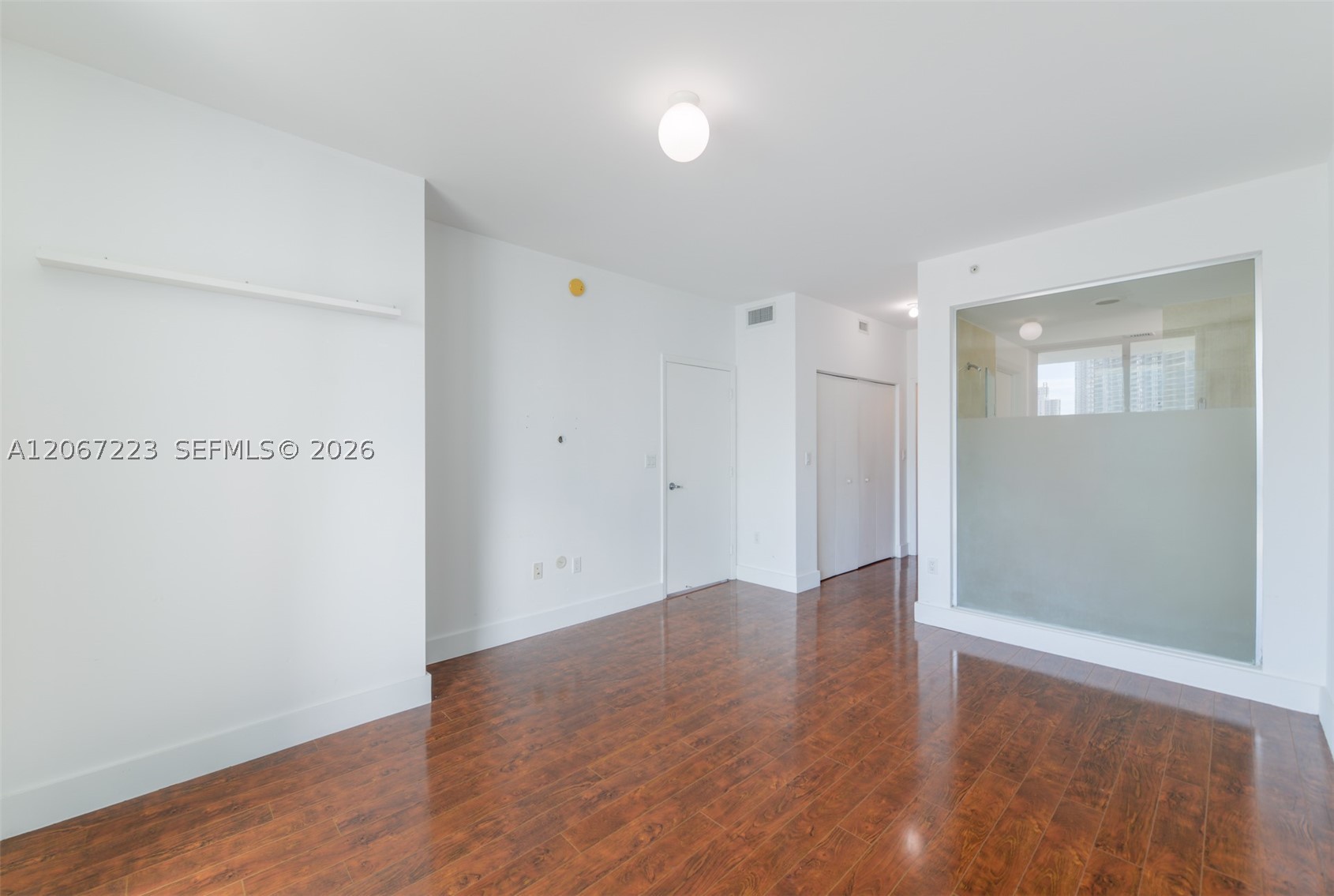 90 SW 3rd St #2501, Miami FL 33130