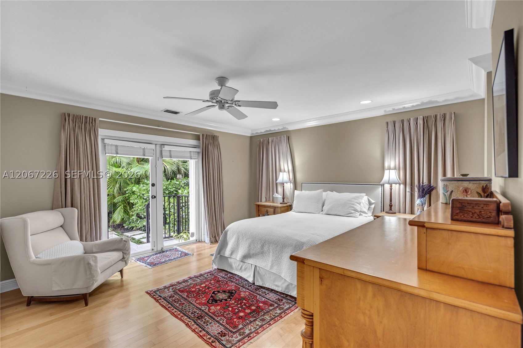 6605 Maynada St, Coral Gables FL 33146