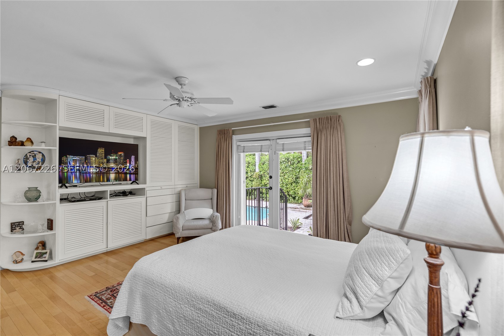 6605 Maynada St, Coral Gables FL 33146