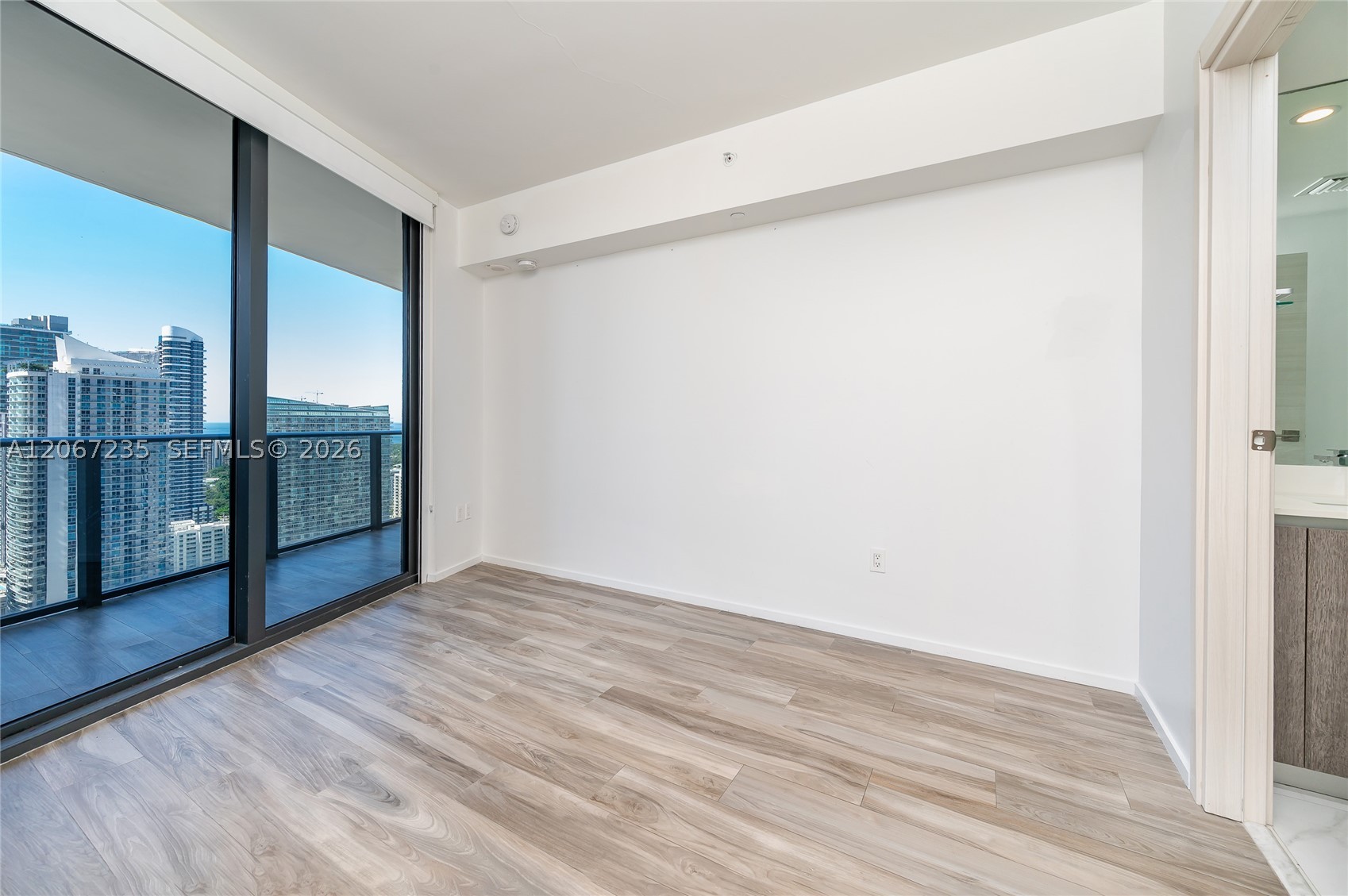 801 S Miami Ave #3602, Miami FL 33130