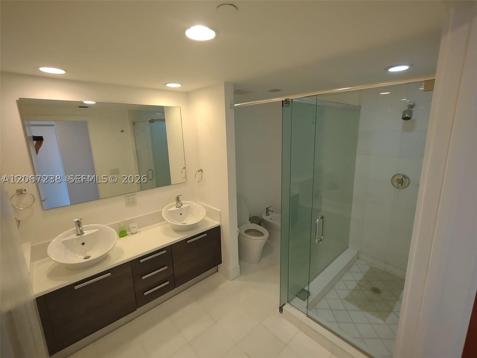 2950 NE 188th St #316, Aventura FL 33180