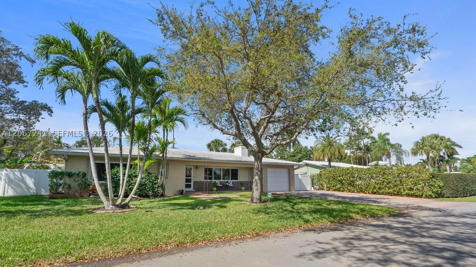 2549 NE 27th Ave, Fort Lauderdale FL 33305