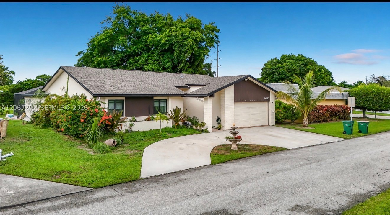 5403 Bayberry Ln, Tamarac FL 33319