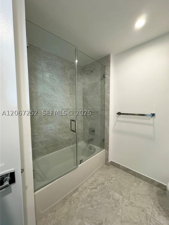 488 NE 18th St #5005, Miami FL 33132