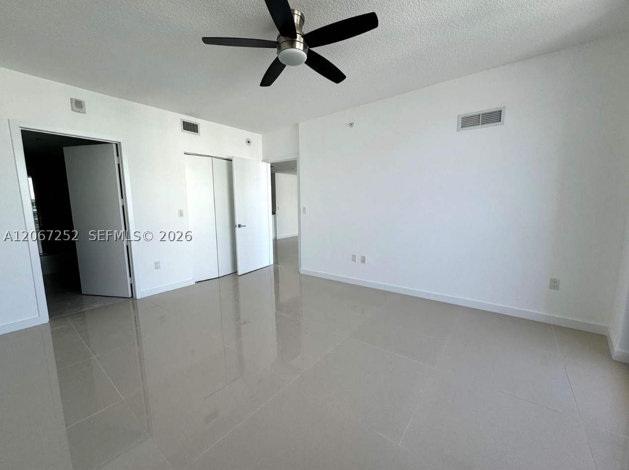 488 NE 18th St #5005, Miami FL 33132