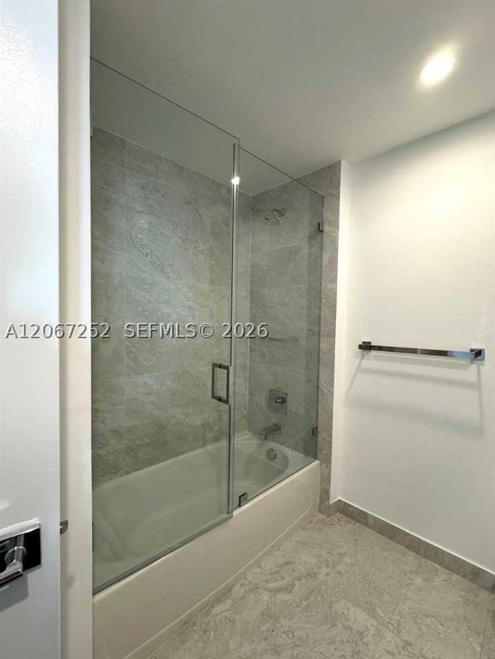 488 NE 18th St #5005, Miami FL 33132
