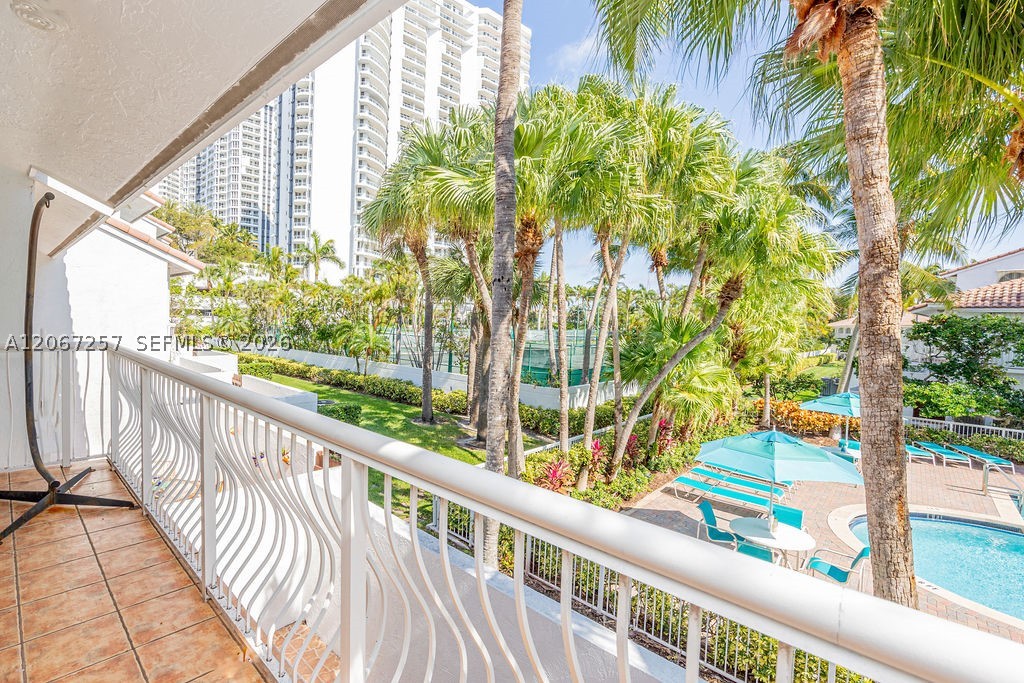 20935 NE 37th Ct, Aventura FL 33180