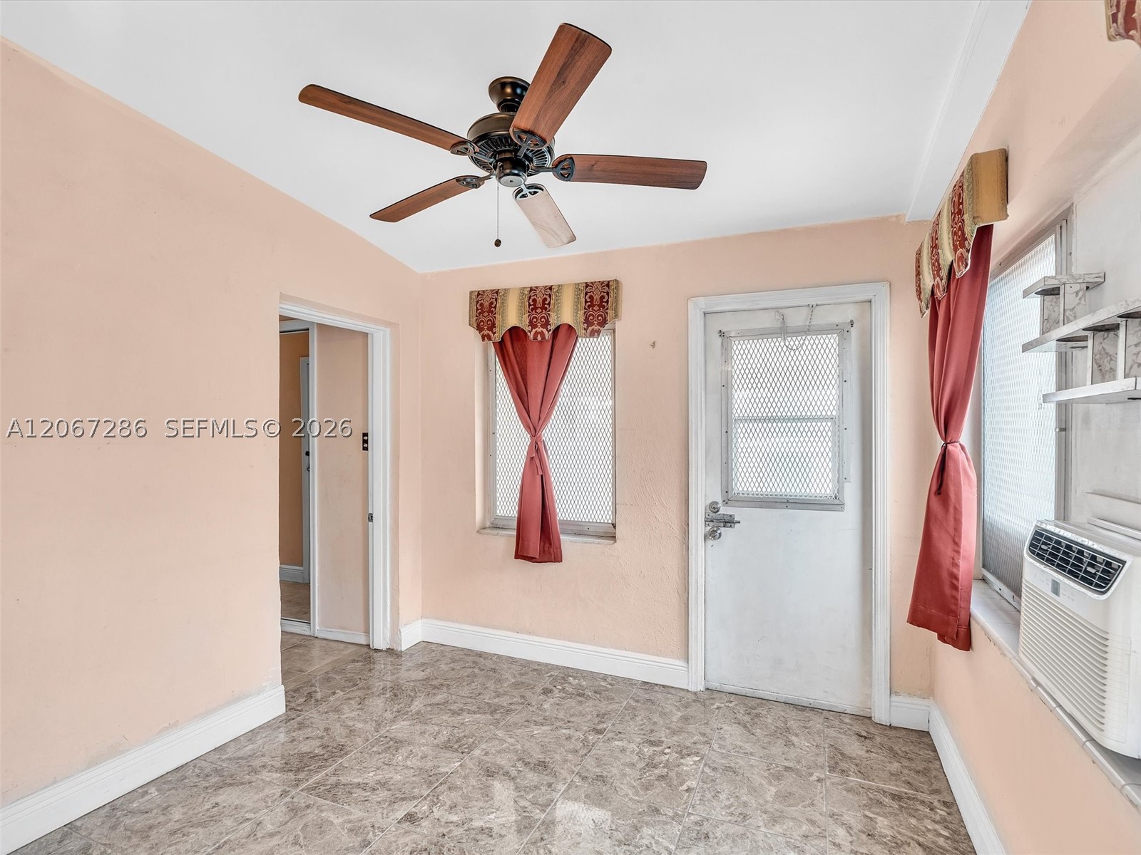 10 SW 72nd Ave, Miami FL 33144