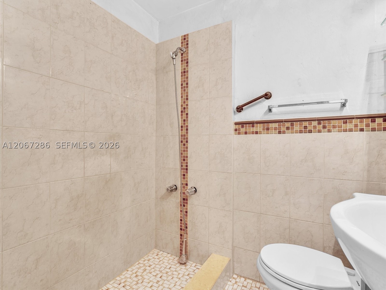 10 SW 72nd Ave, Miami FL 33144