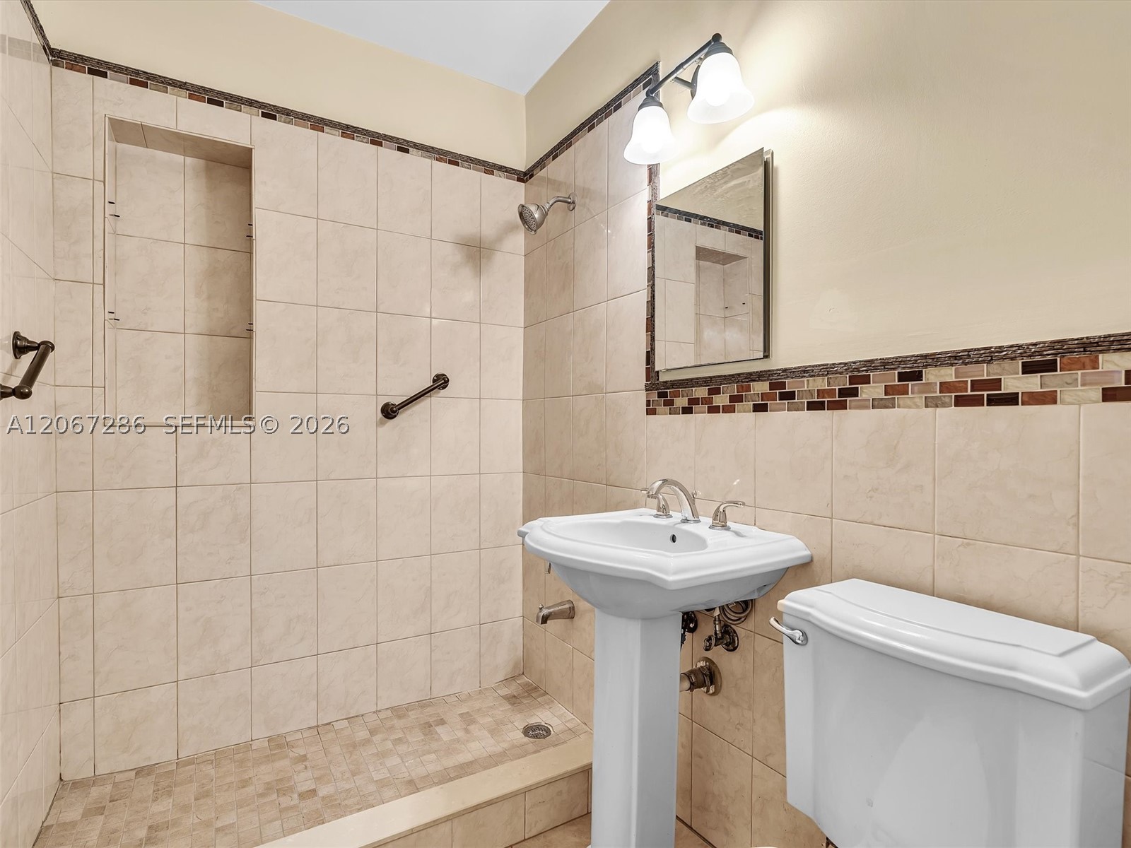 10 SW 72nd Ave, Miami FL 33144