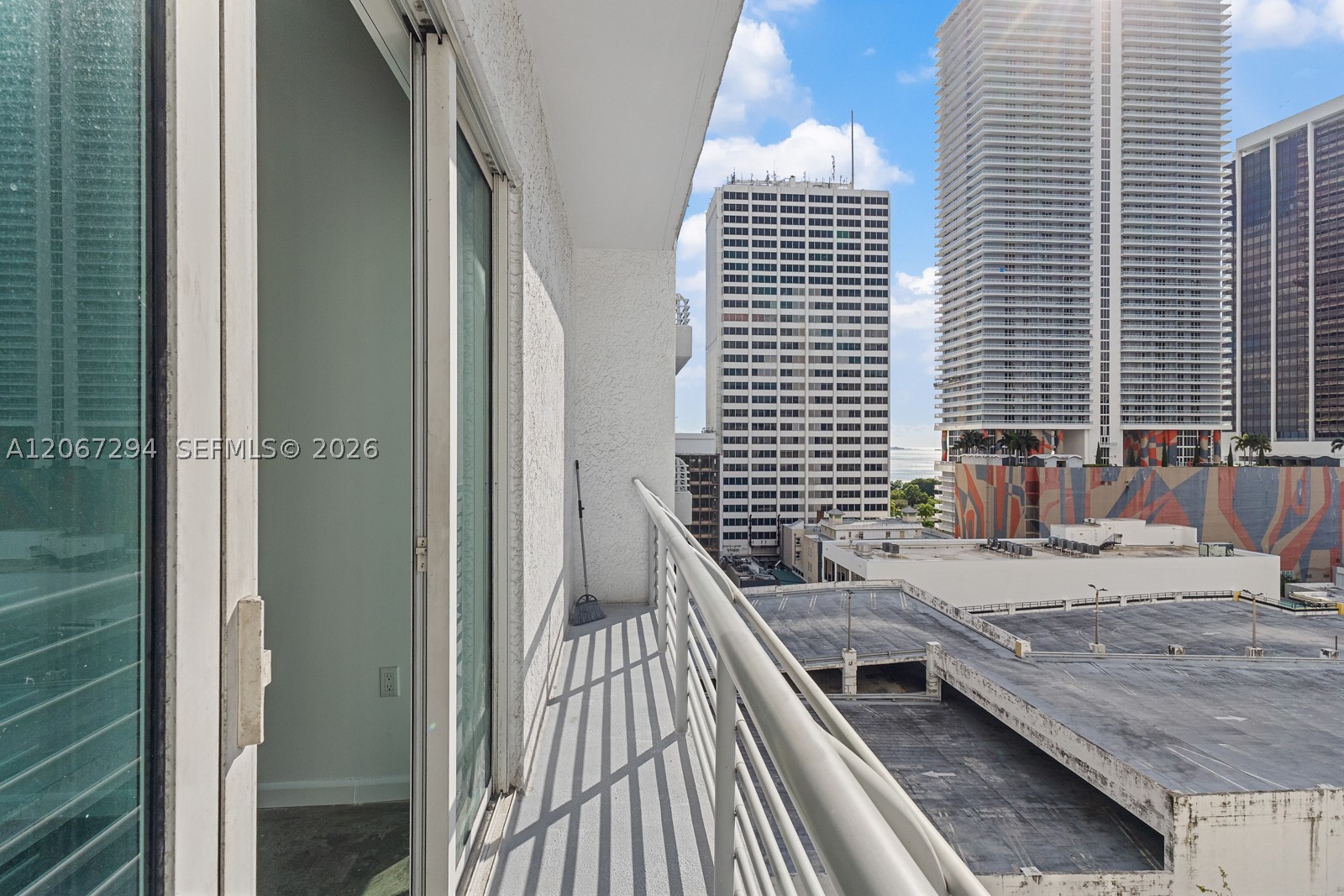 Miami FL 33132 - A12067294