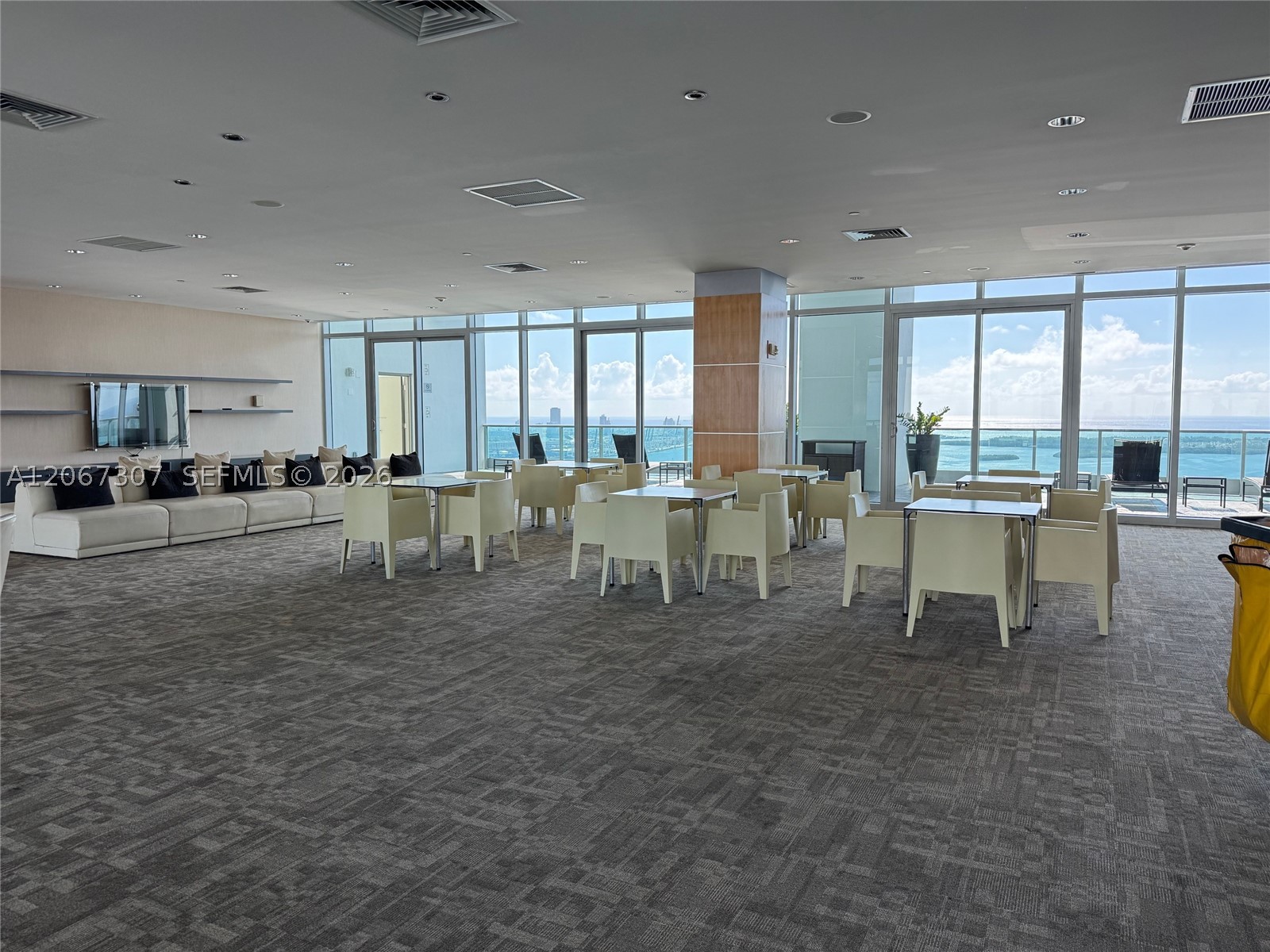 1331 Brickell Bay Dr #1708, Miami FL 33131