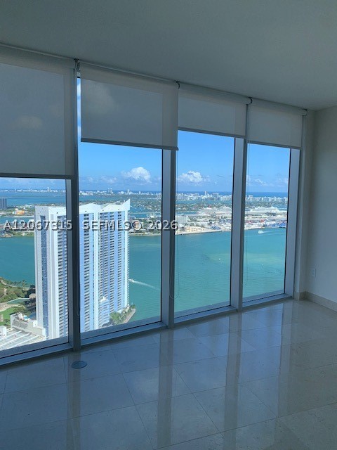 465 Brickell Ave #4902, Miami FL 33131