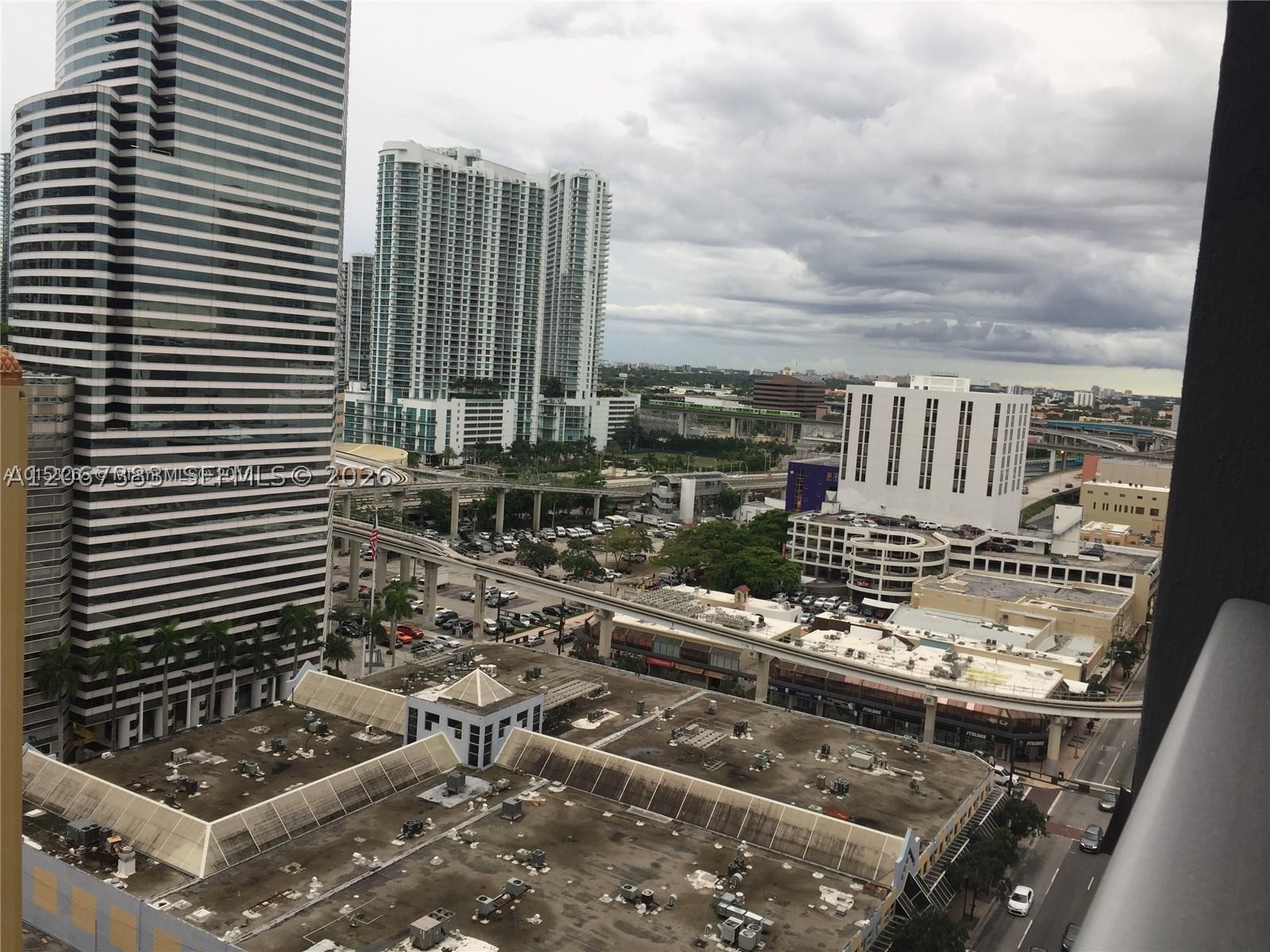 151 SE 1st St #1505, Miami FL 33131