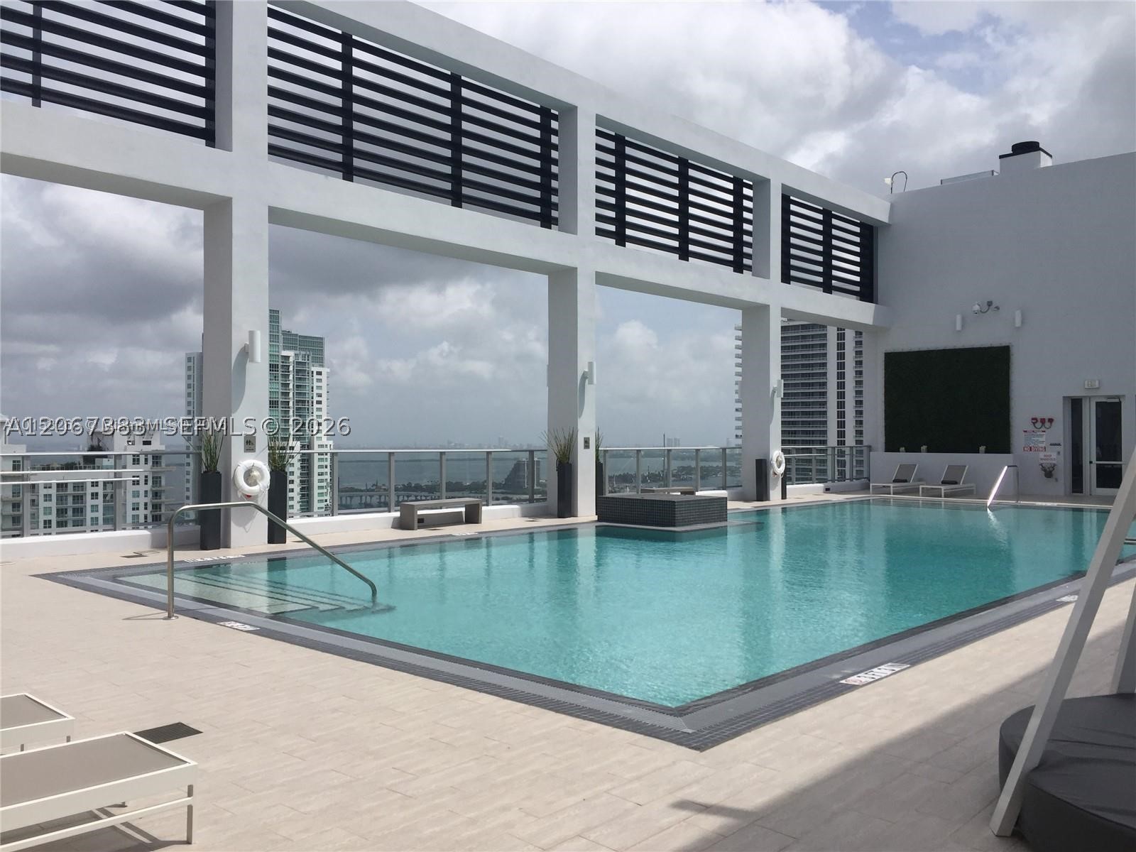 151 SE 1st St #1505, Miami FL 33131