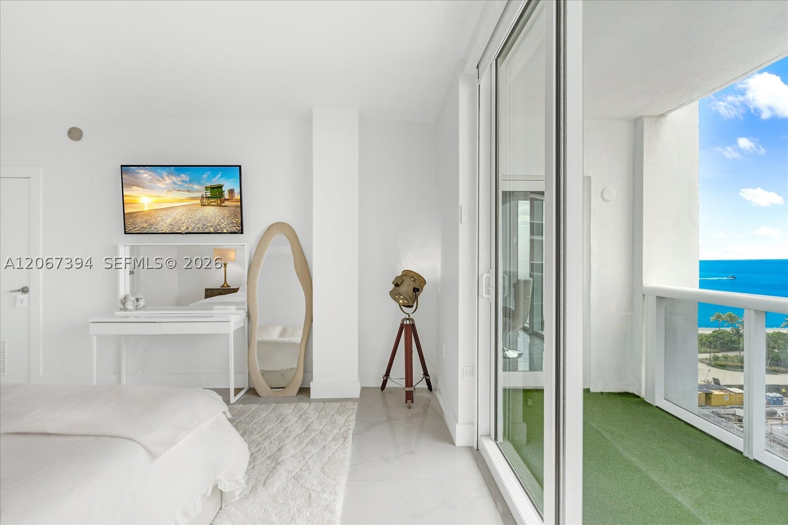 10275 Collins Ave #916, Bal Harbour FL 33154