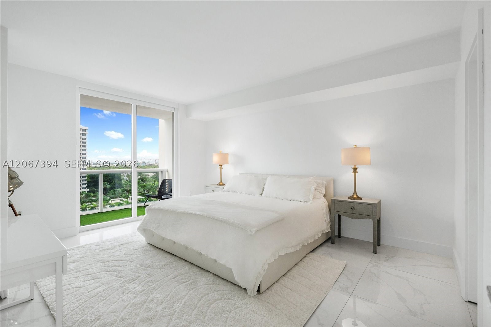 10275 Collins Ave #916, Bal Harbour FL 33154
