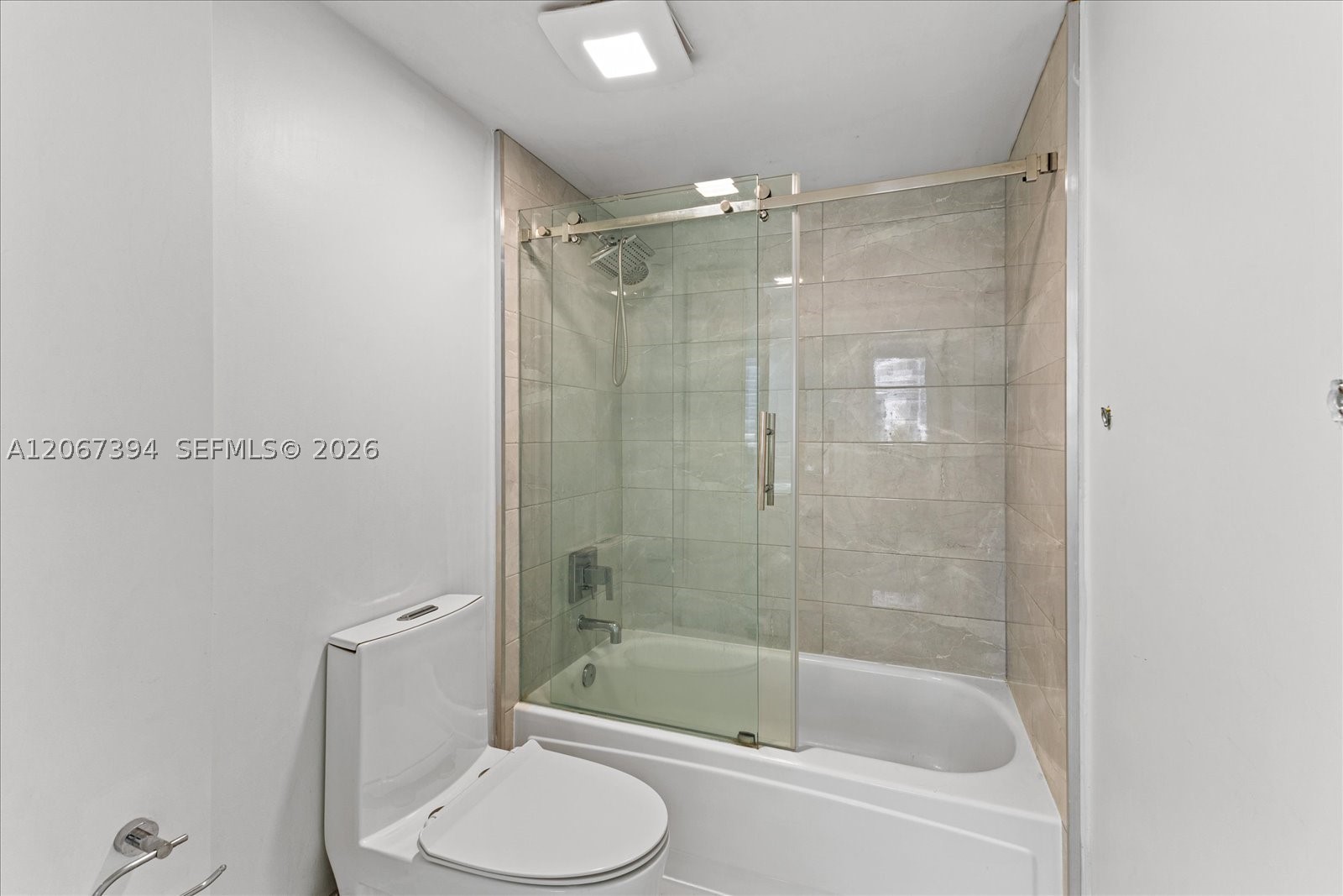 10275 Collins Ave #916, Bal Harbour FL 33154