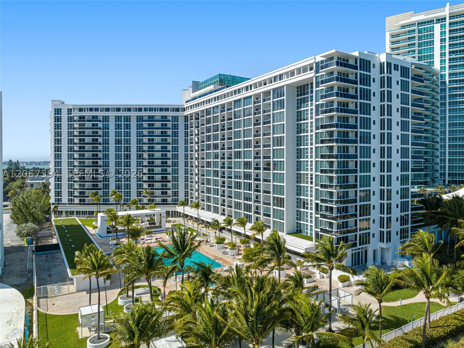 10275 Collins Ave #916, Bal Harbour FL 33154