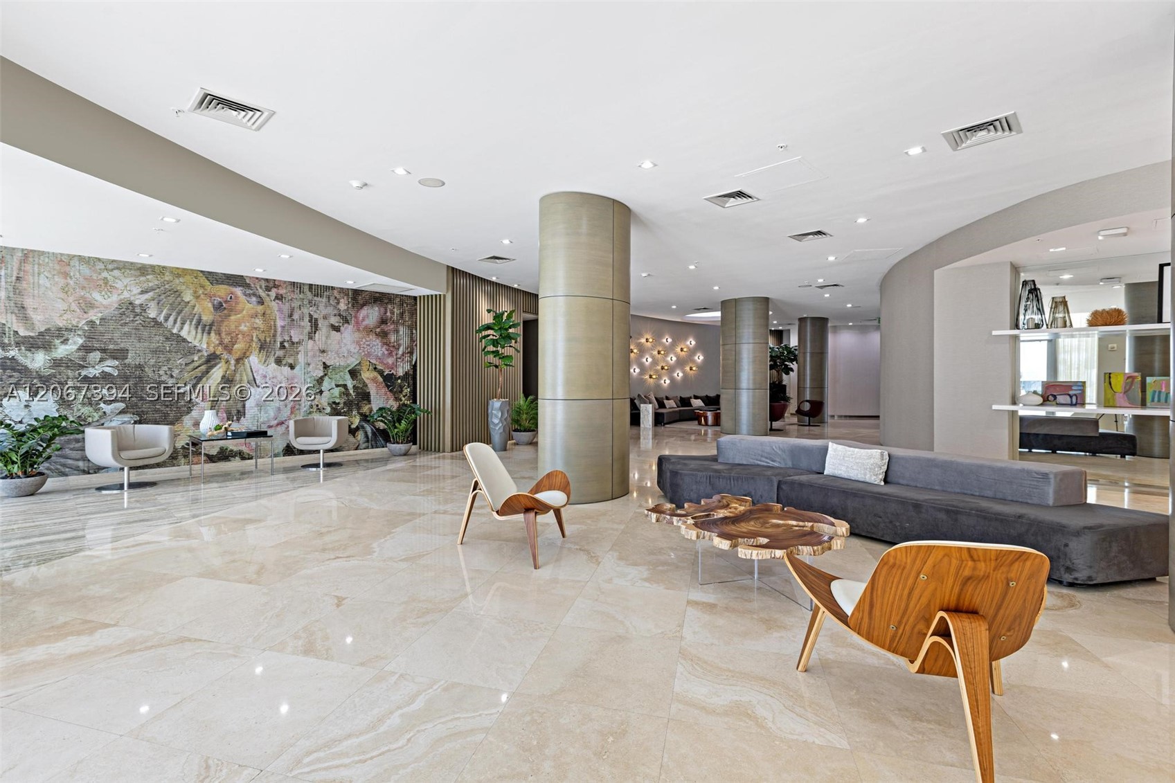 10275 Collins Ave #916, Bal Harbour FL 33154