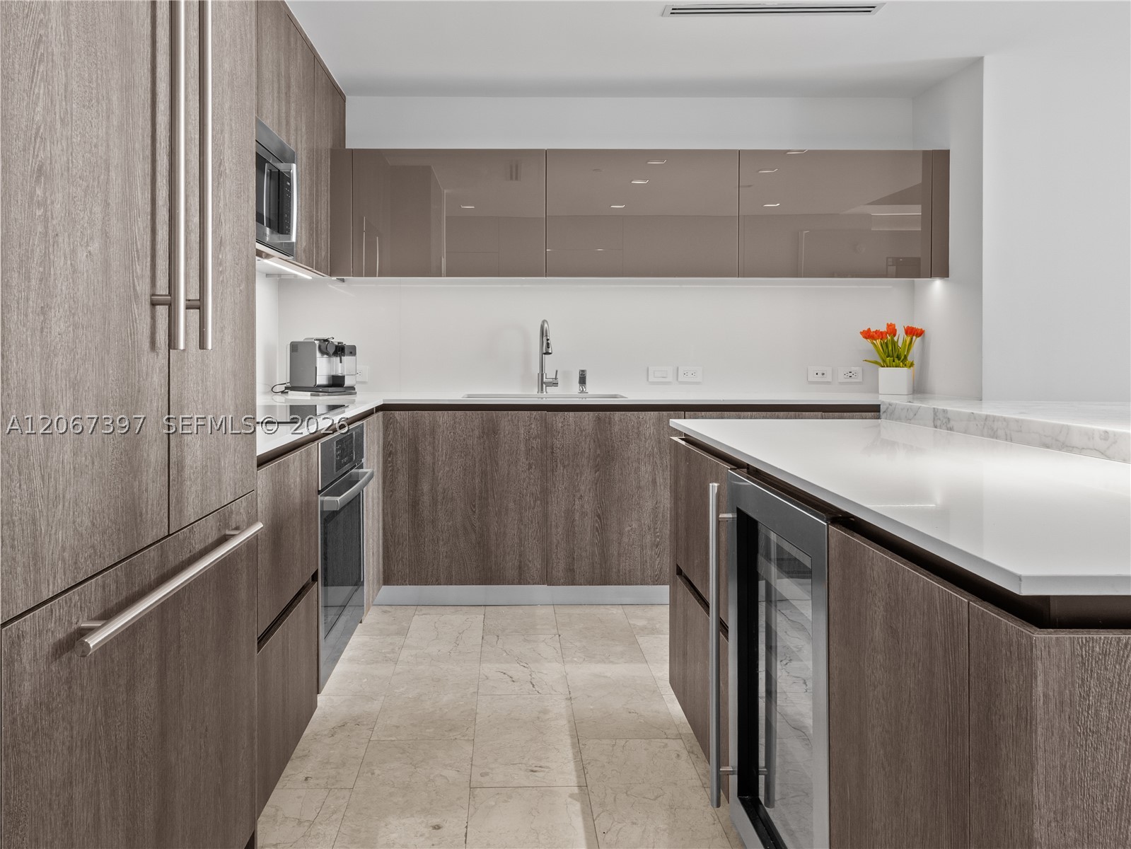 88 SW 7th St #3007, Miami FL 33130