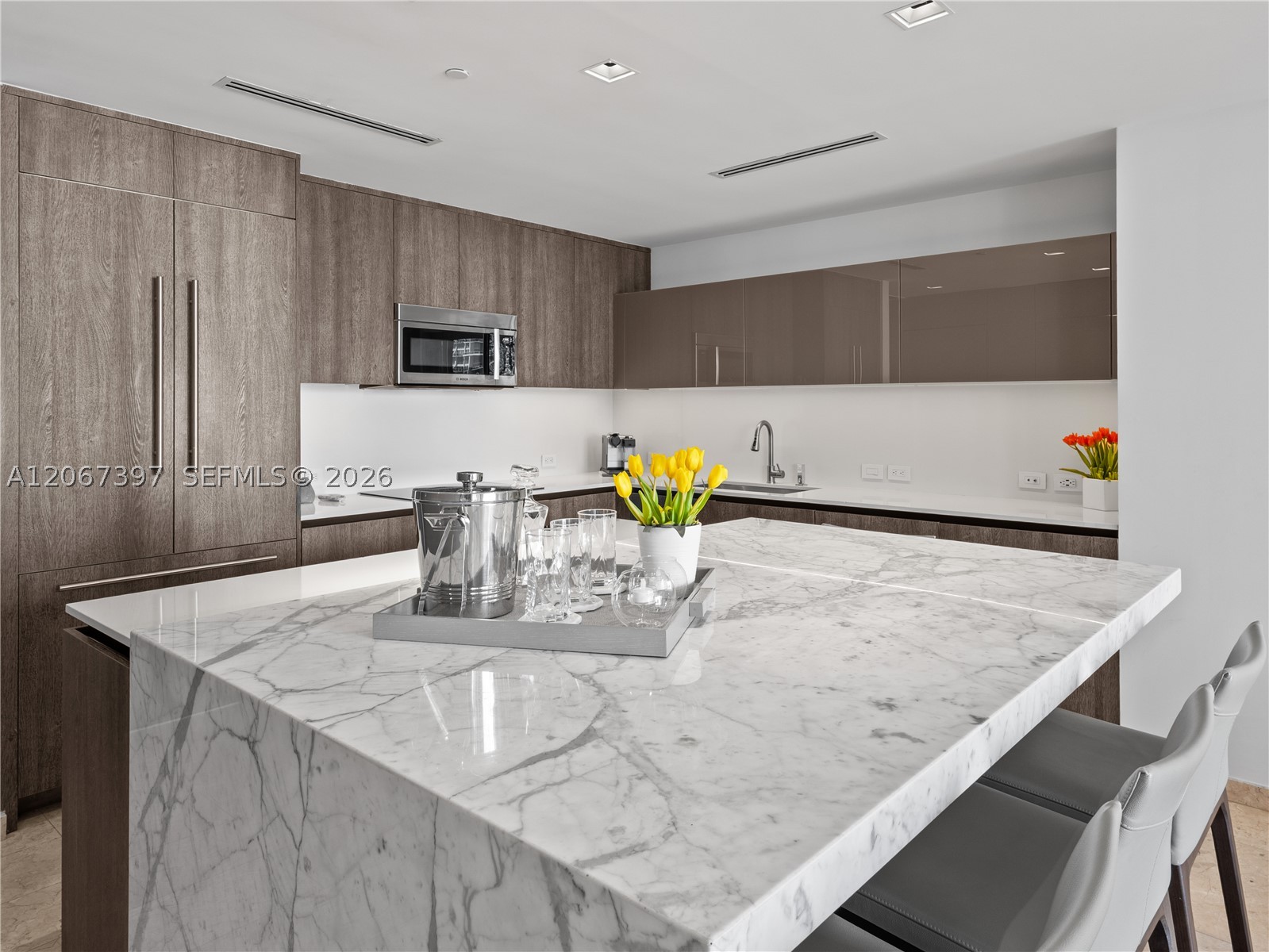 88 SW 7th St #3007, Miami FL 33130