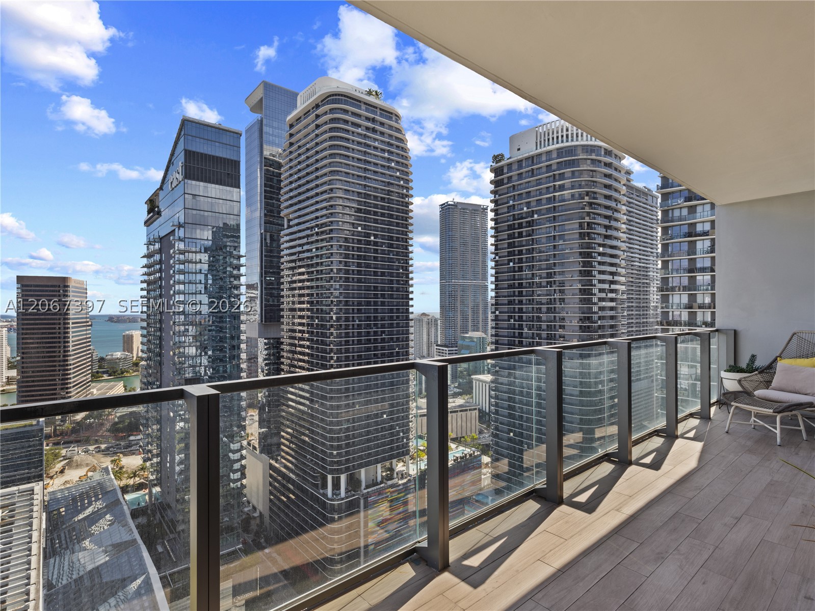 88 SW 7th St #3007, Miami FL 33130