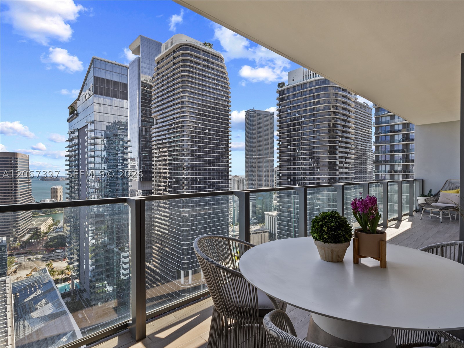 88 SW 7th St #3007, Miami FL 33130
