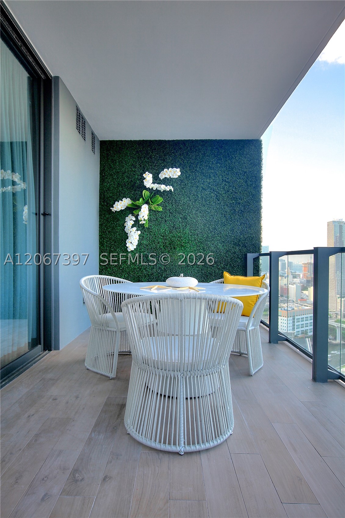 88 SW 7th St #3007, Miami FL 33130