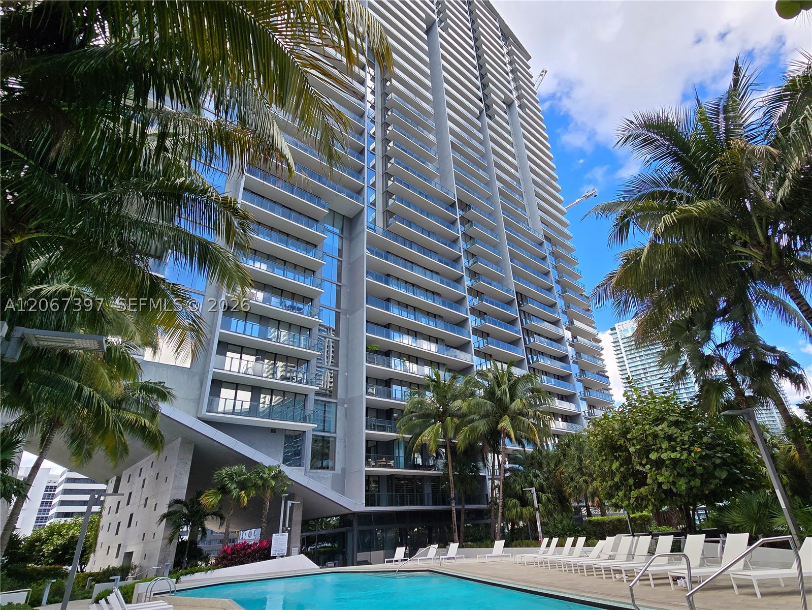 88 SW 7th St #3007, Miami FL 33130