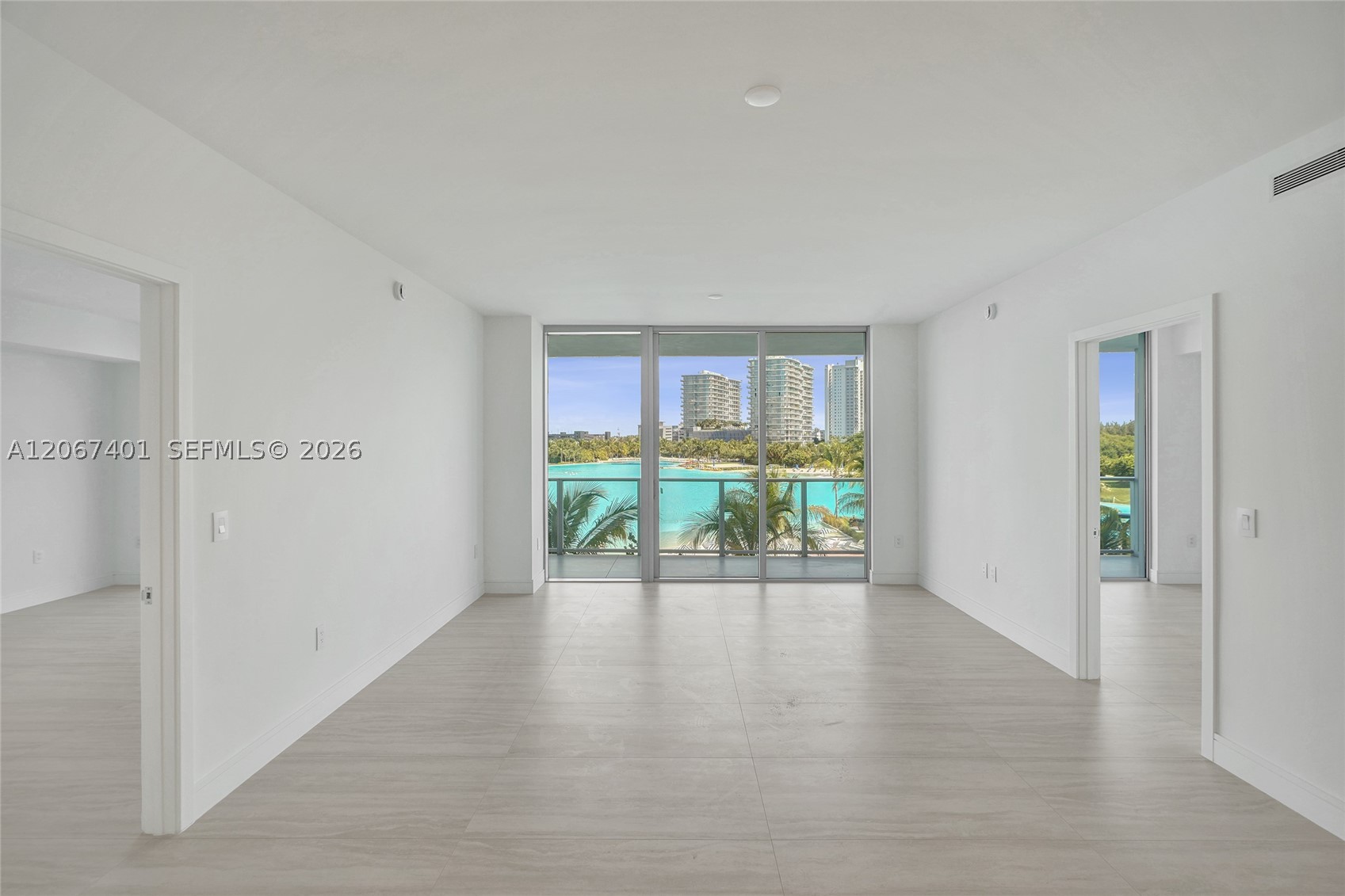 2411 Laguna Circle #208, Miami FL 33181