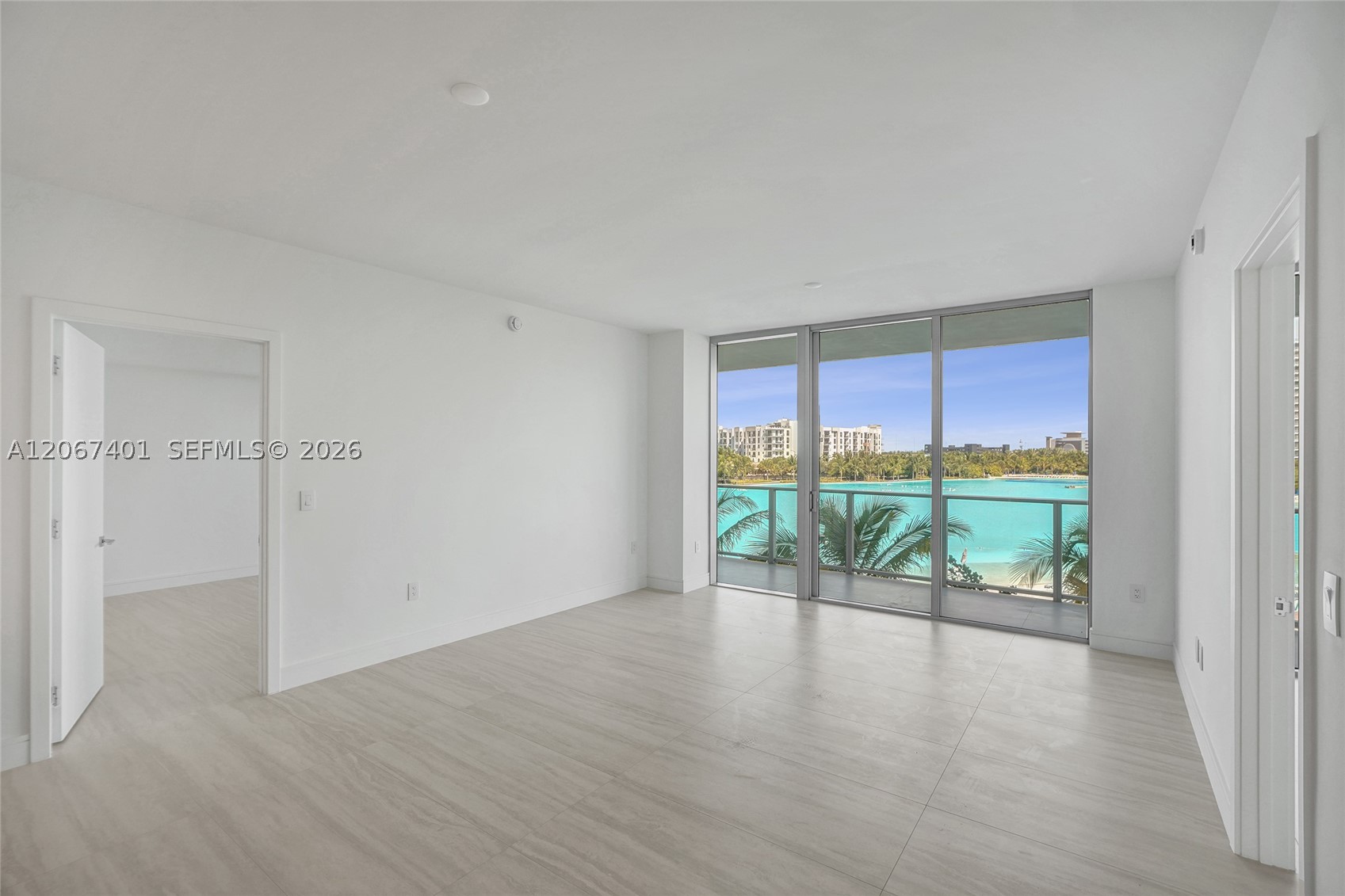 2411 Laguna Circle #208, Miami FL 33181