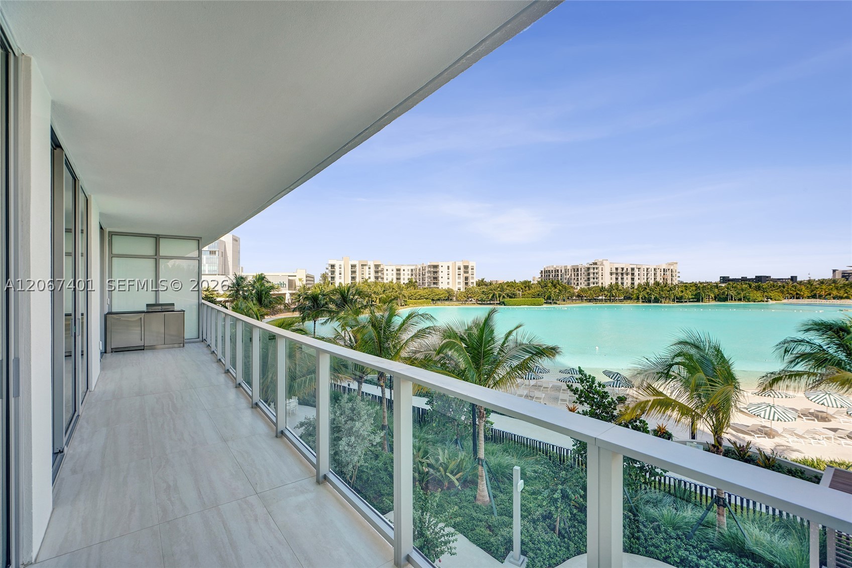 2411 Laguna Circle #208, Miami FL 33181