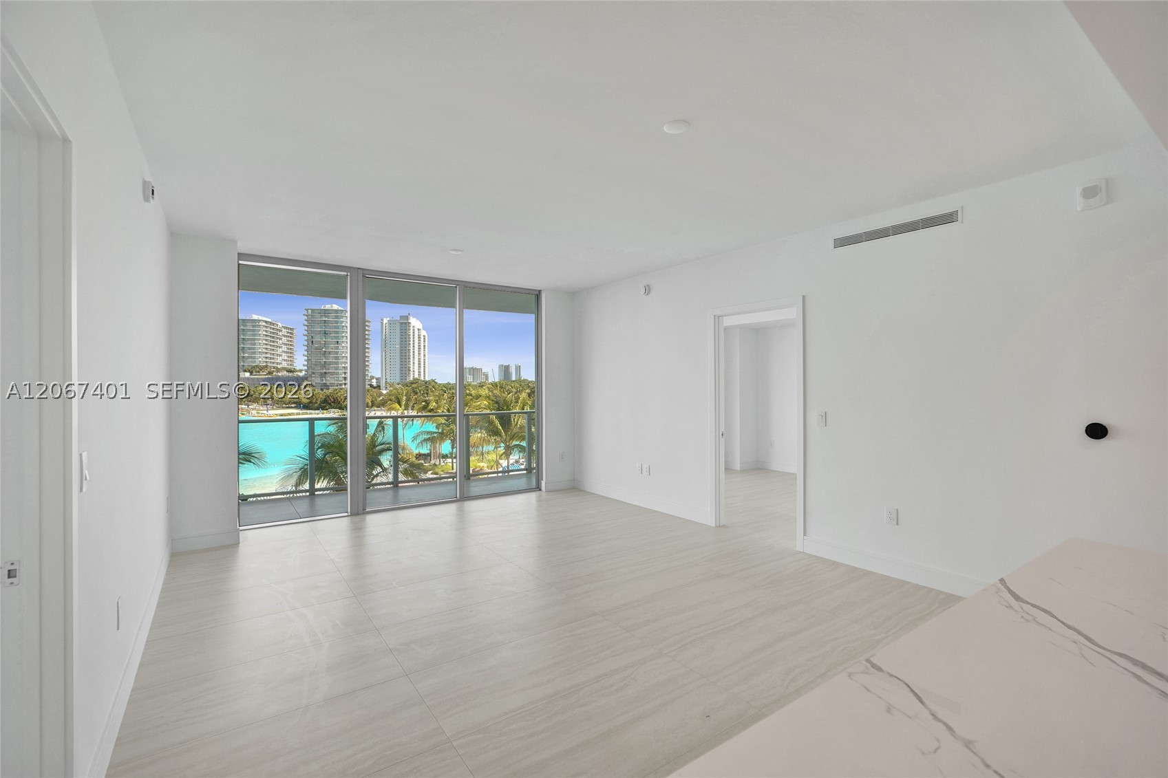2411 Laguna Circle #208, Miami FL 33181