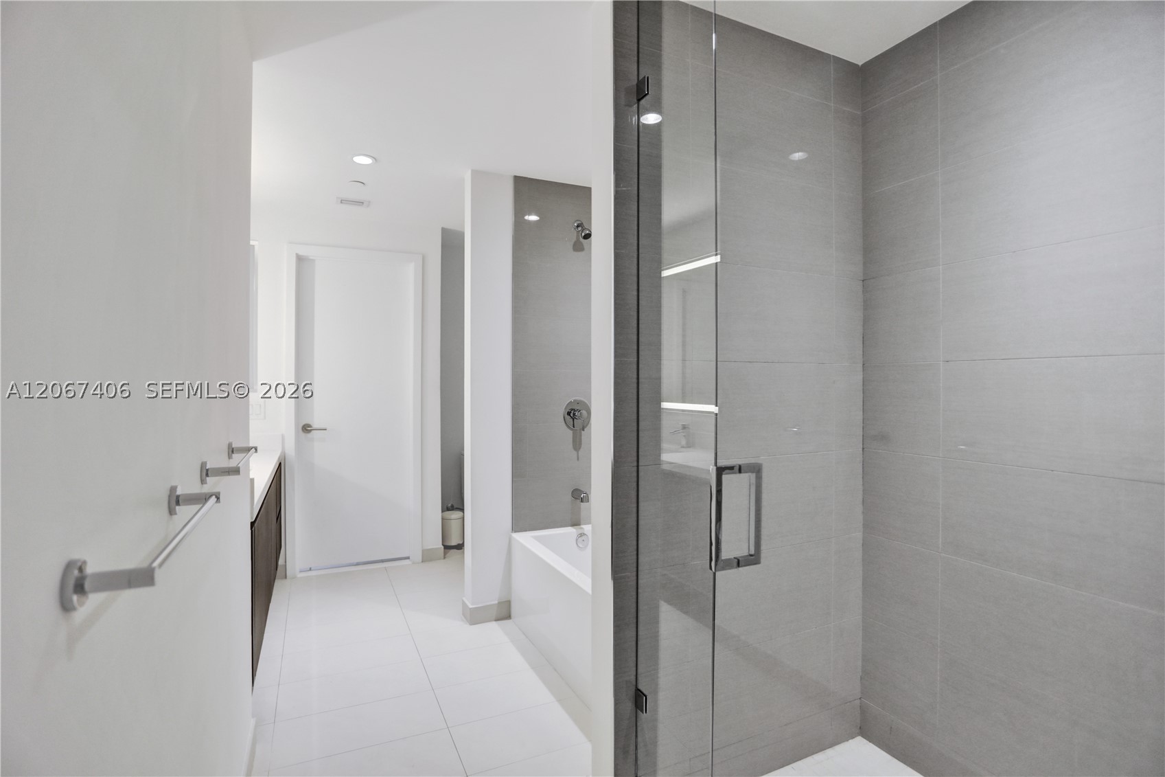851 NE 1st Ave #202, Miami FL 33132