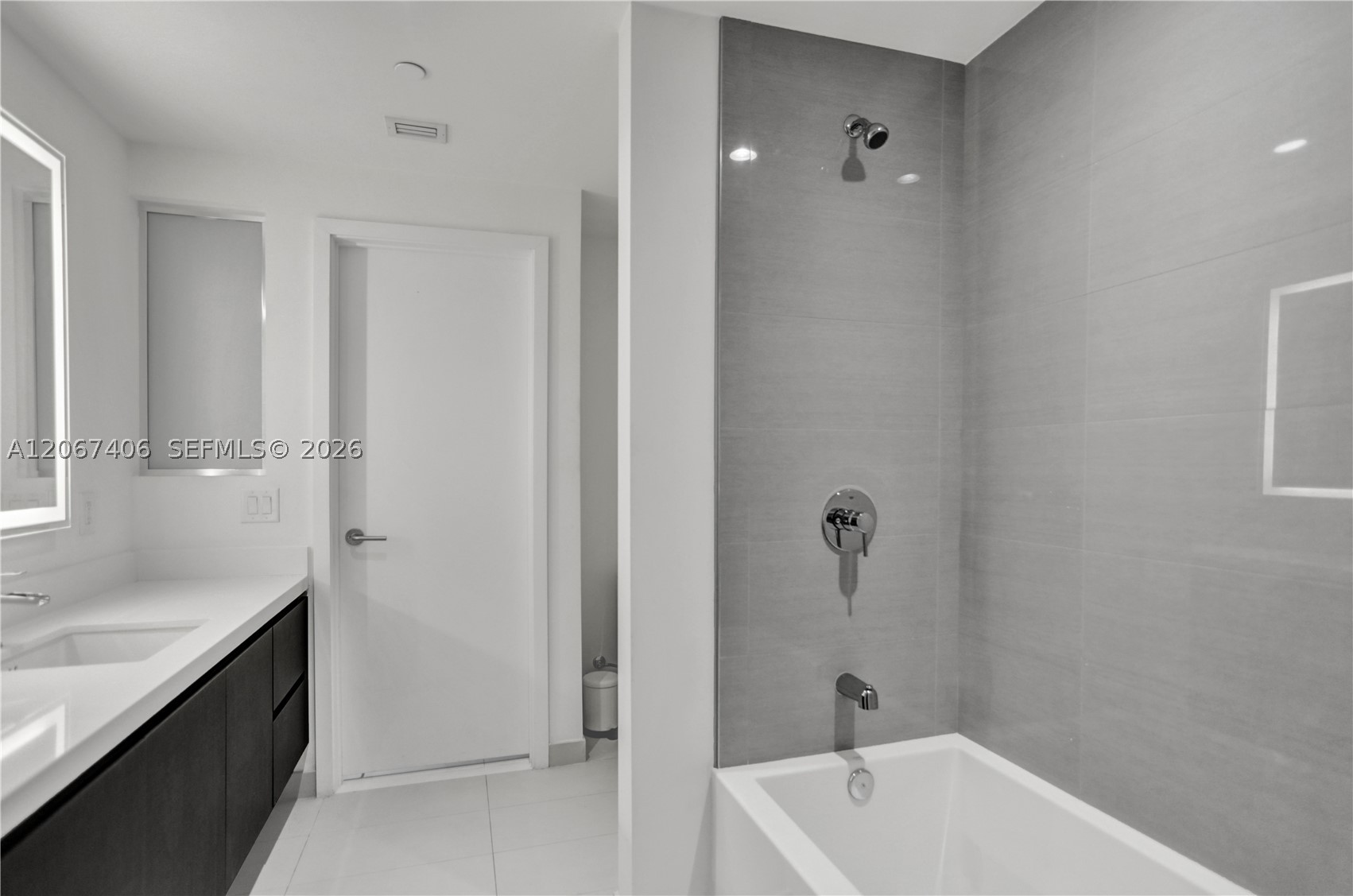 851 NE 1st Ave #202, Miami FL 33132